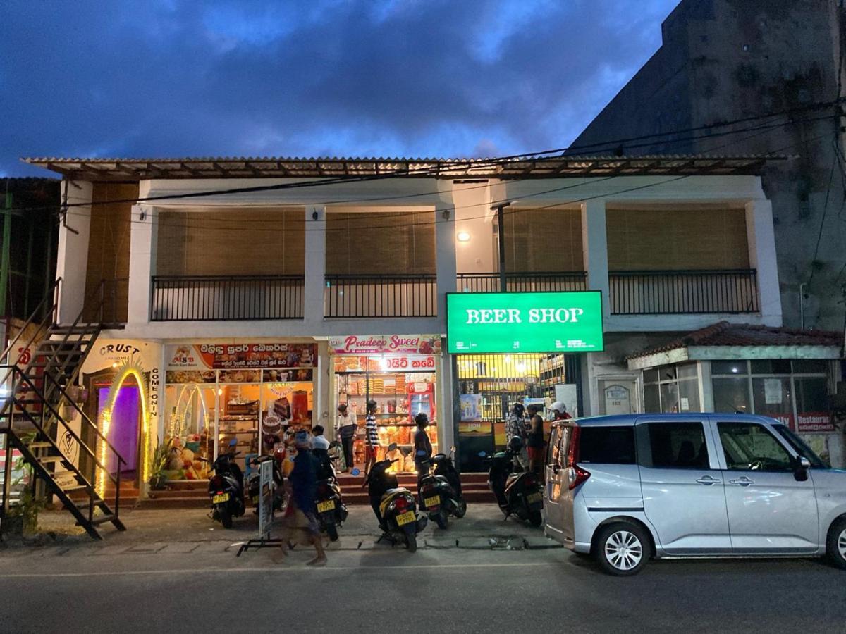 Dip N Doze Hostel Ahangama Exterior photo